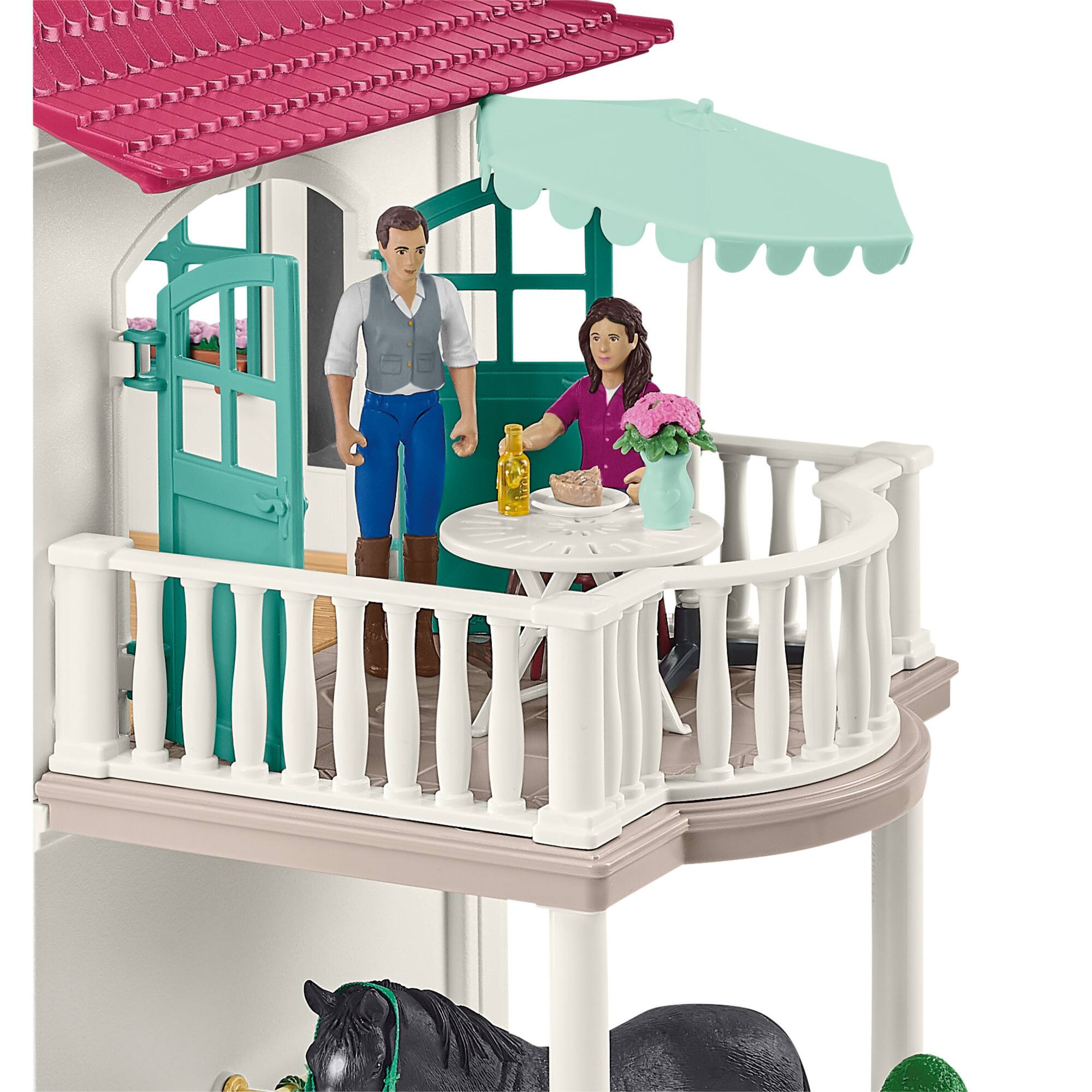 Alt View 1. Schleich - Lakeside Country House & Stable.