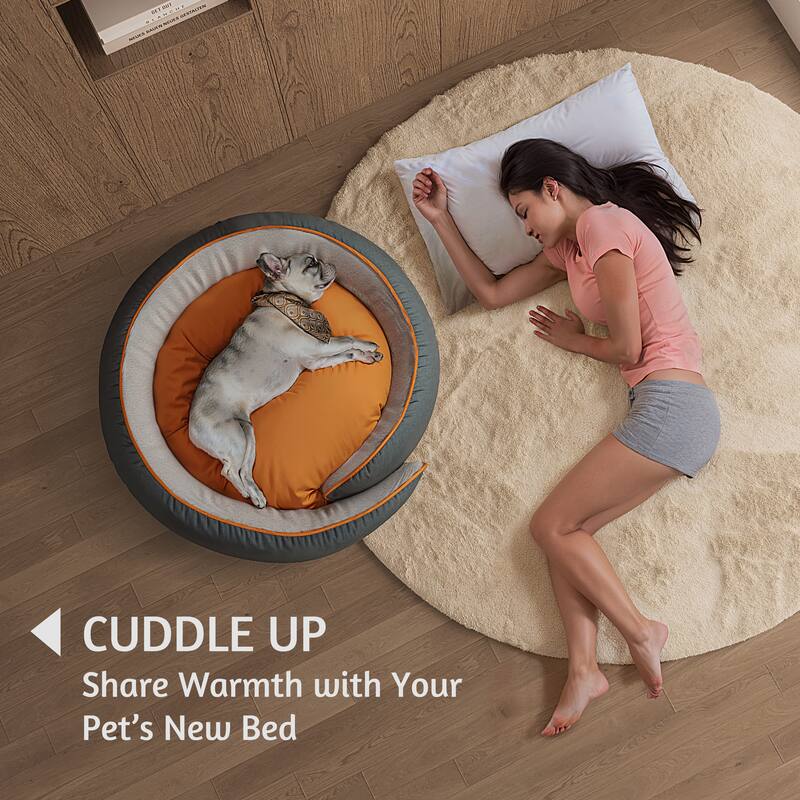 CUDDLE UP  
Share Warmth with Your Pet's New Bed