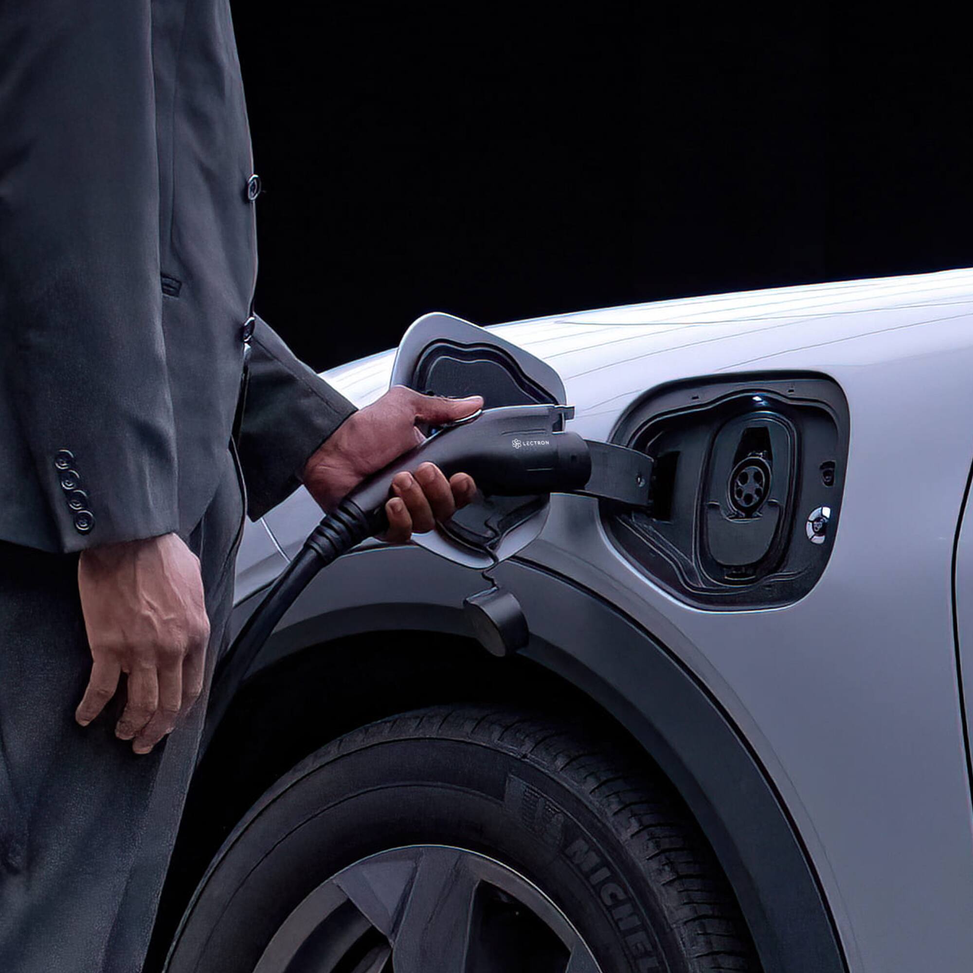 The text on the image is "Michel."