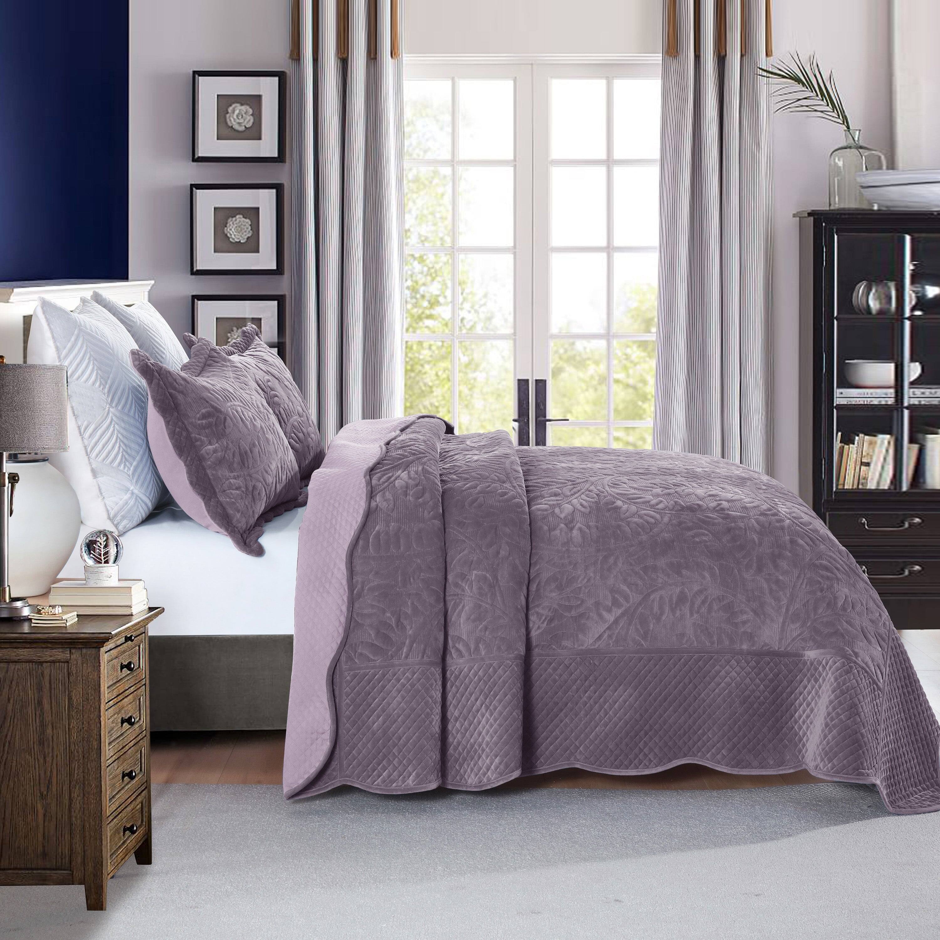 Angle. MarCielo - Marcielo 3Pc Luxury Velvet Oversized Embroidery Soft and Plush Quilt Set - Purple.