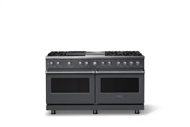 Front. Viking - Pro 5 Series 9.4 Cu. Ft. Freestanding Sealed 8B LP DF Convection Range/Griddle/Grill - Cast Black - Cast Black.