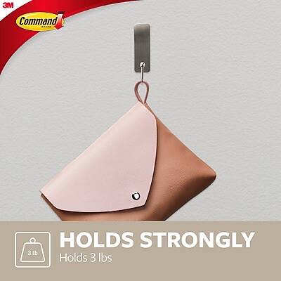 3M Command  
HOLDS STRONGLY  
Holds 3 lbs