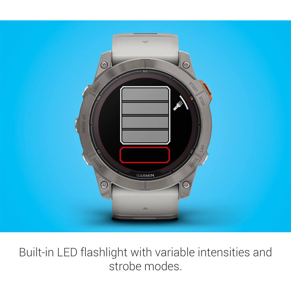 6 UP UP-MENU LIGHT 50 40 DOWN GARMIN START E E STOP 20 LAP BACK

Built-in LED flashlight with variable intensities and strobe modes.