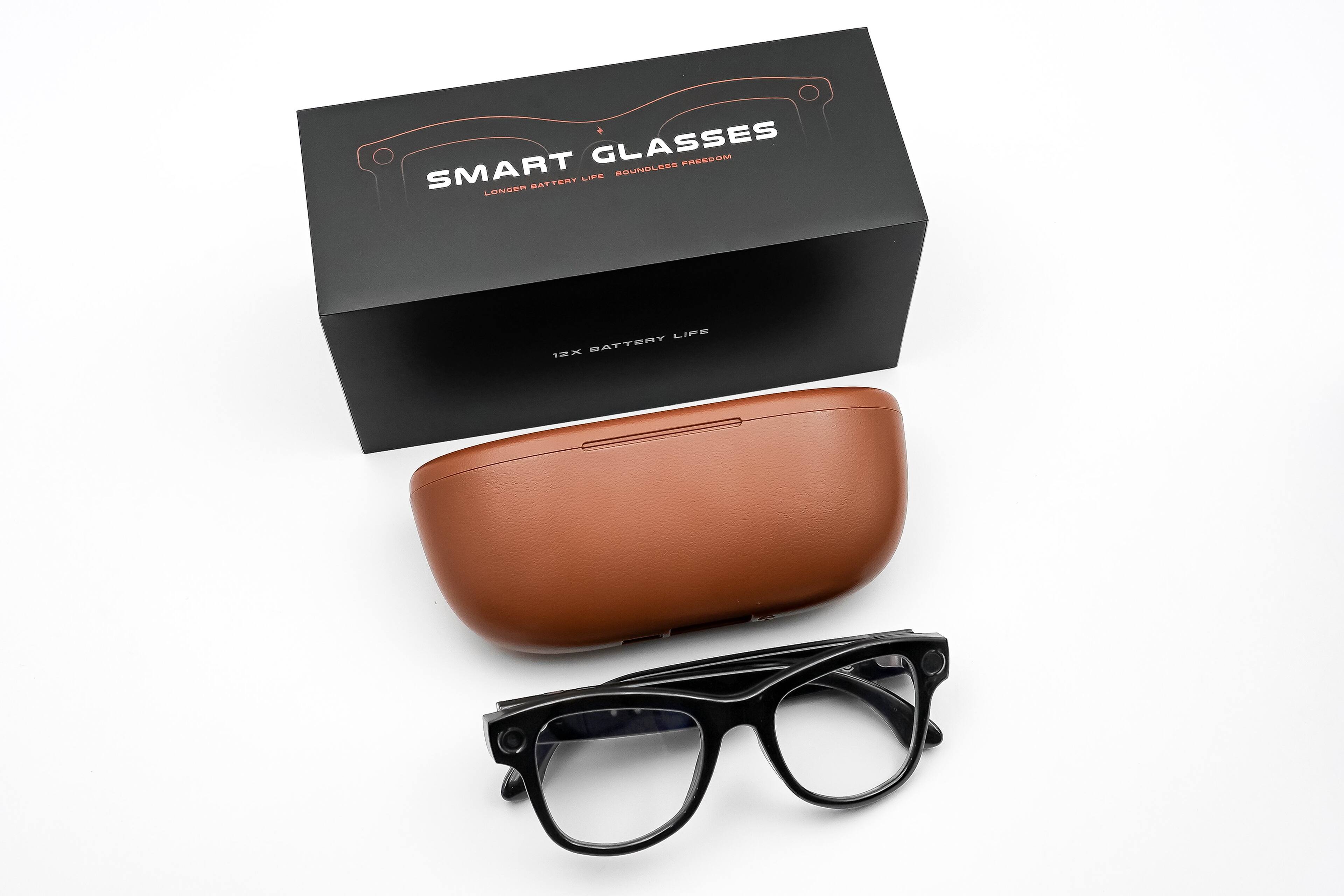 SMART GLASSES  
LONGER BATTERY LIFE  
BOUNDLESS FREEDOM  
12X BATTERY LIFE