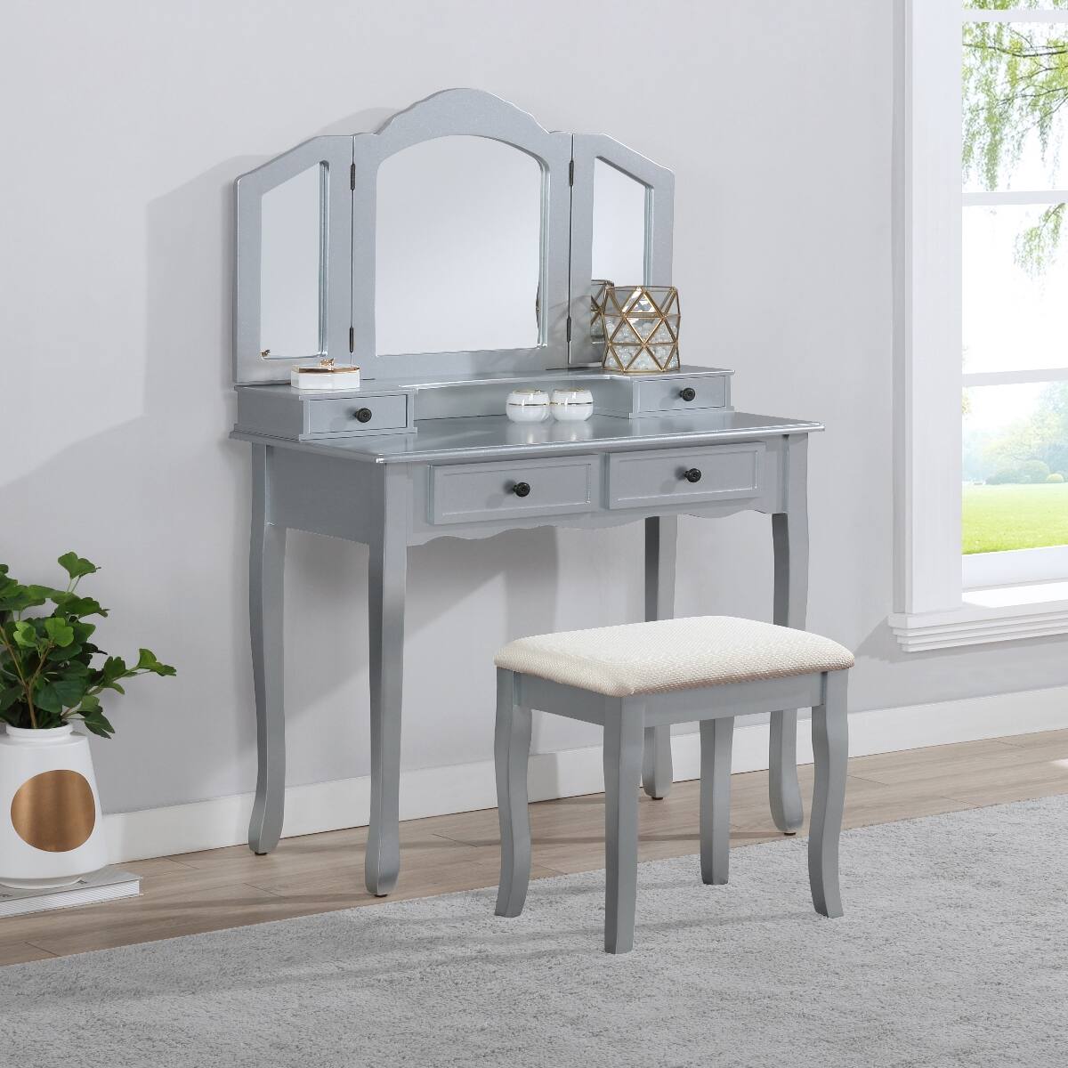Front. Loheer - Loheer Silver Wooden Vanity Set with Stool and Three Panel Beveled Mirror - Silver.