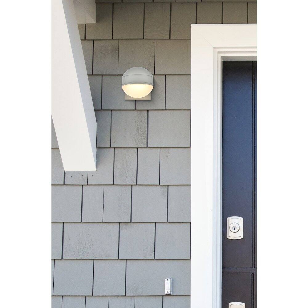 Angle. Living District - Raine Integrated Led Wall Sconce In Silver - Silver.