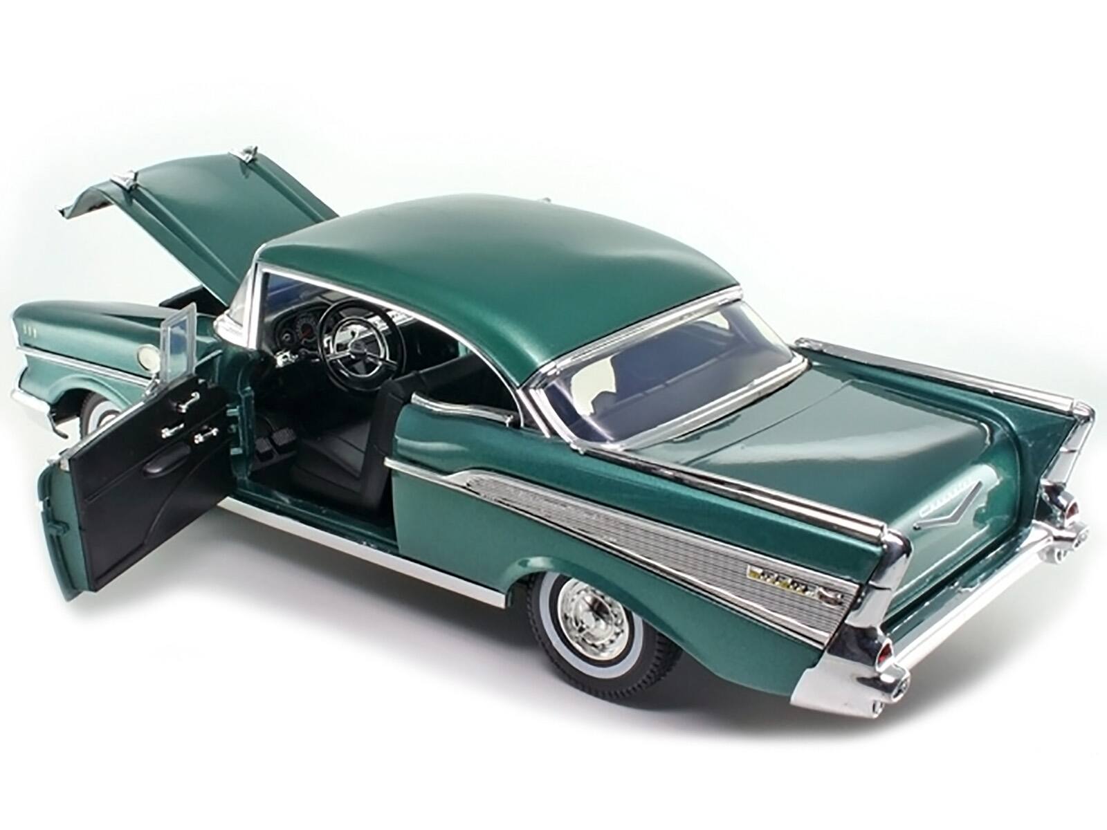 Alt View 1. Motormax - 1957 Chevrolet Bel Air Hard Top Green 1/18 Diecast Model Car by Motormax.