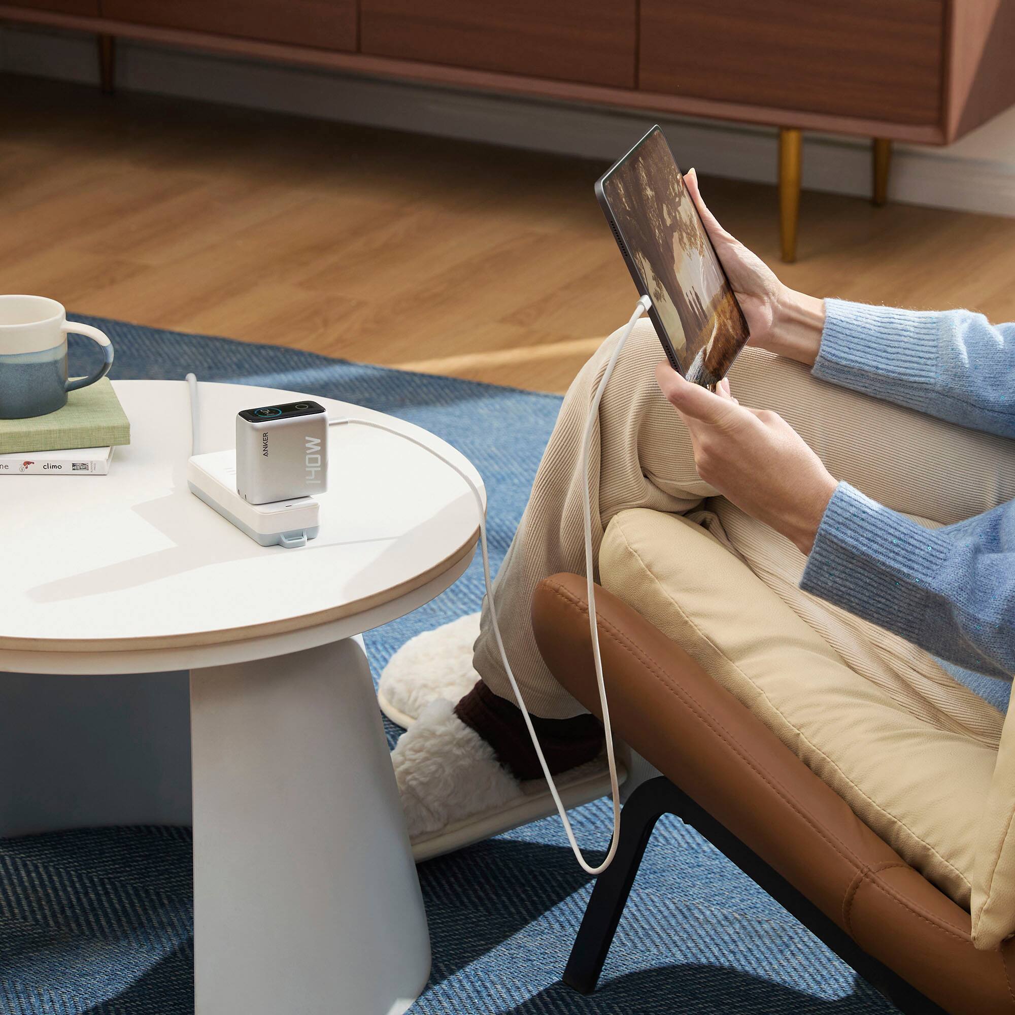 The text on the image reads "cos 2 140W."