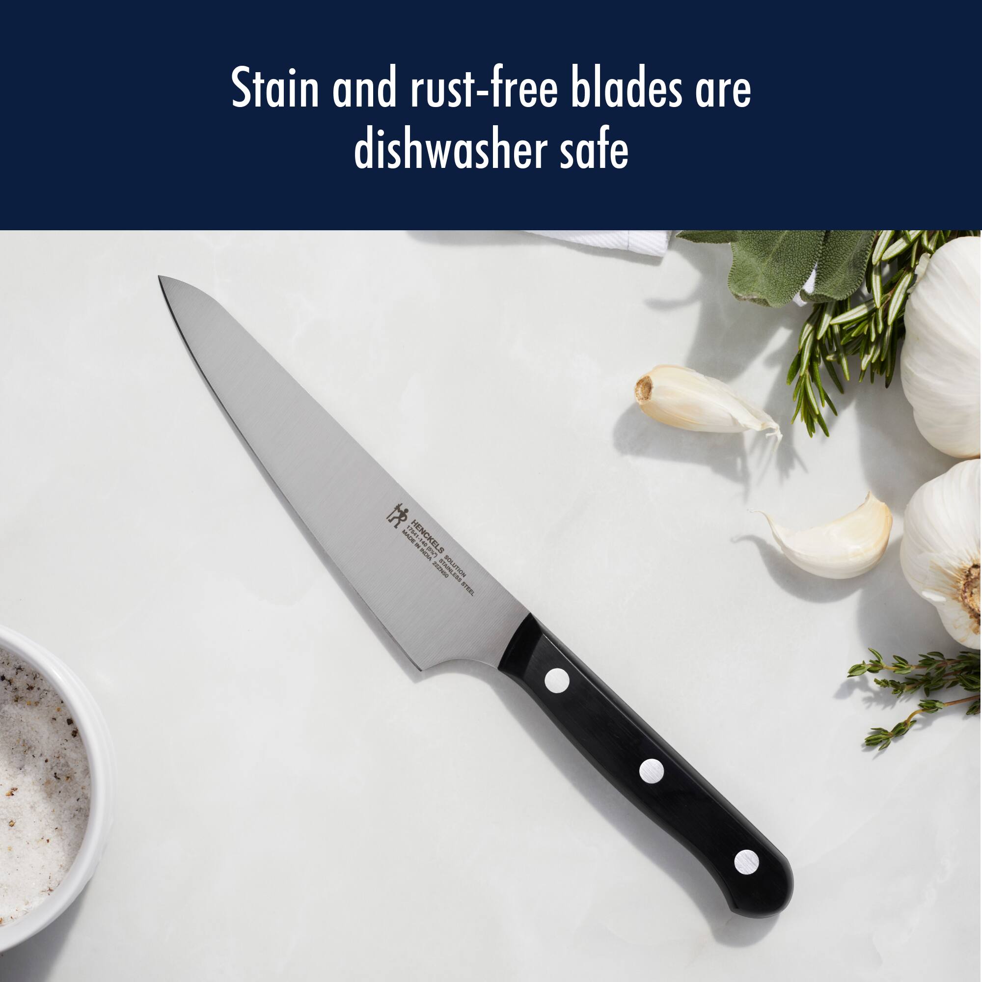 Stain and rust-free blades are dishwasher safe
