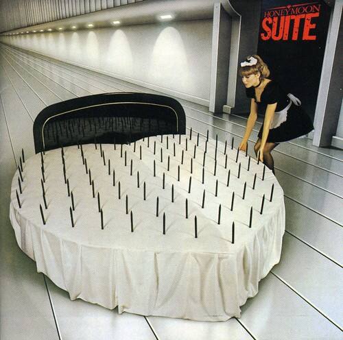 HONEYMOON SUITE