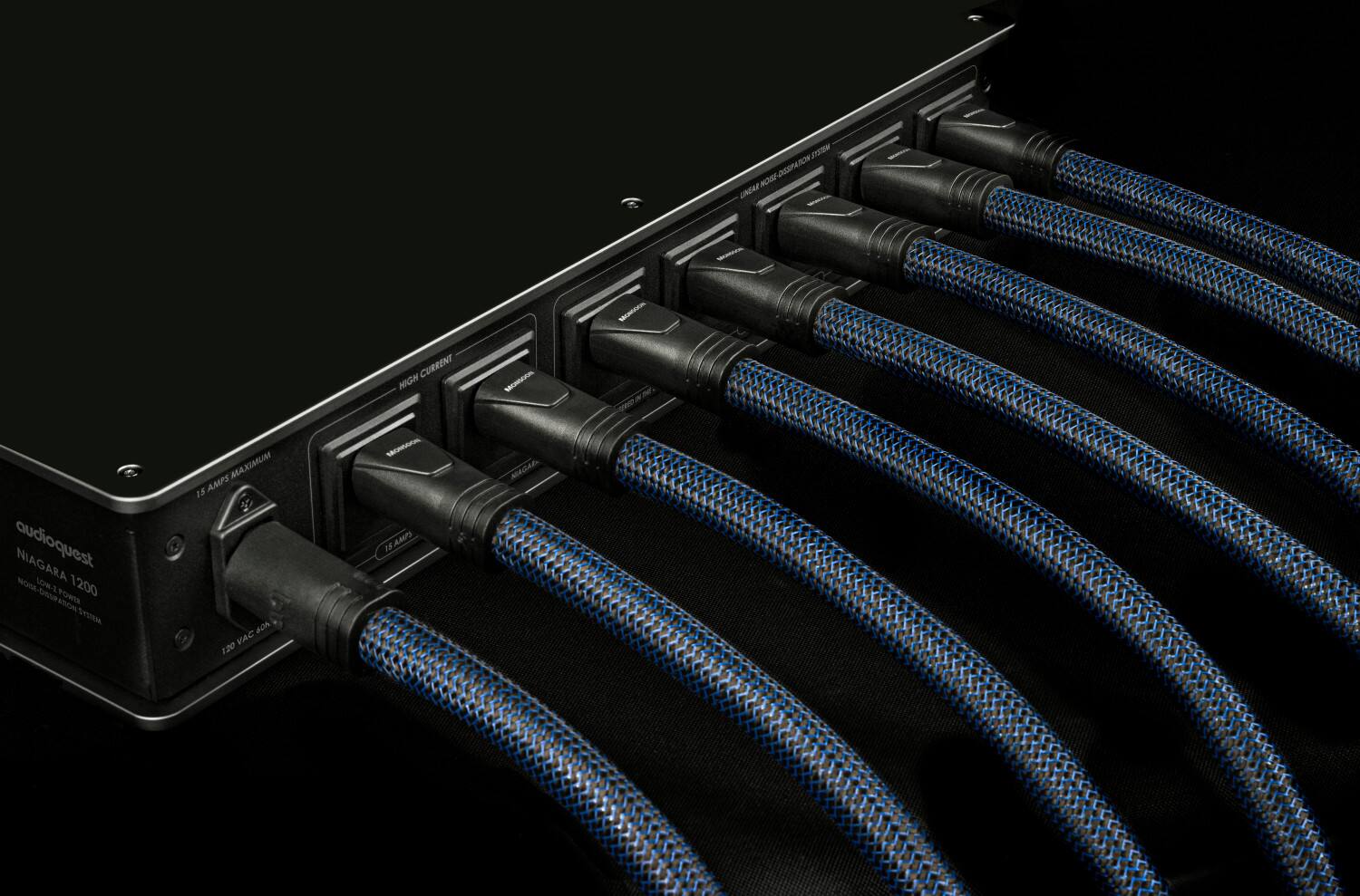 The text on the image reads "AudioQuest Niagara 1200 Forte AXSMM Amp 15 Amp 120V AC 18 Amp 120V DC."