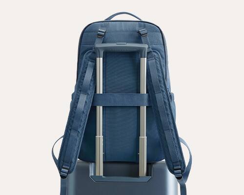 Alt View 7. Bagsmart - Moss 22L Backpack, 180° Full-Opening Work & Commute Daypack with 15.6" Laptop Sleeve for Daily Use - Black.