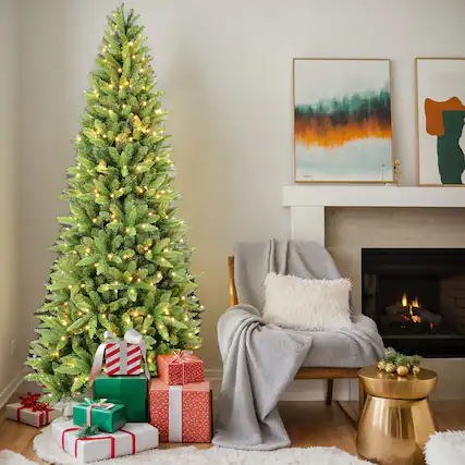 Front. Resenkos - Resenkos Artificial 7ft Green Christmas Tree with 1180PVC/Hard Needle Mixed Branch Tips, 400L warm white led - Green.