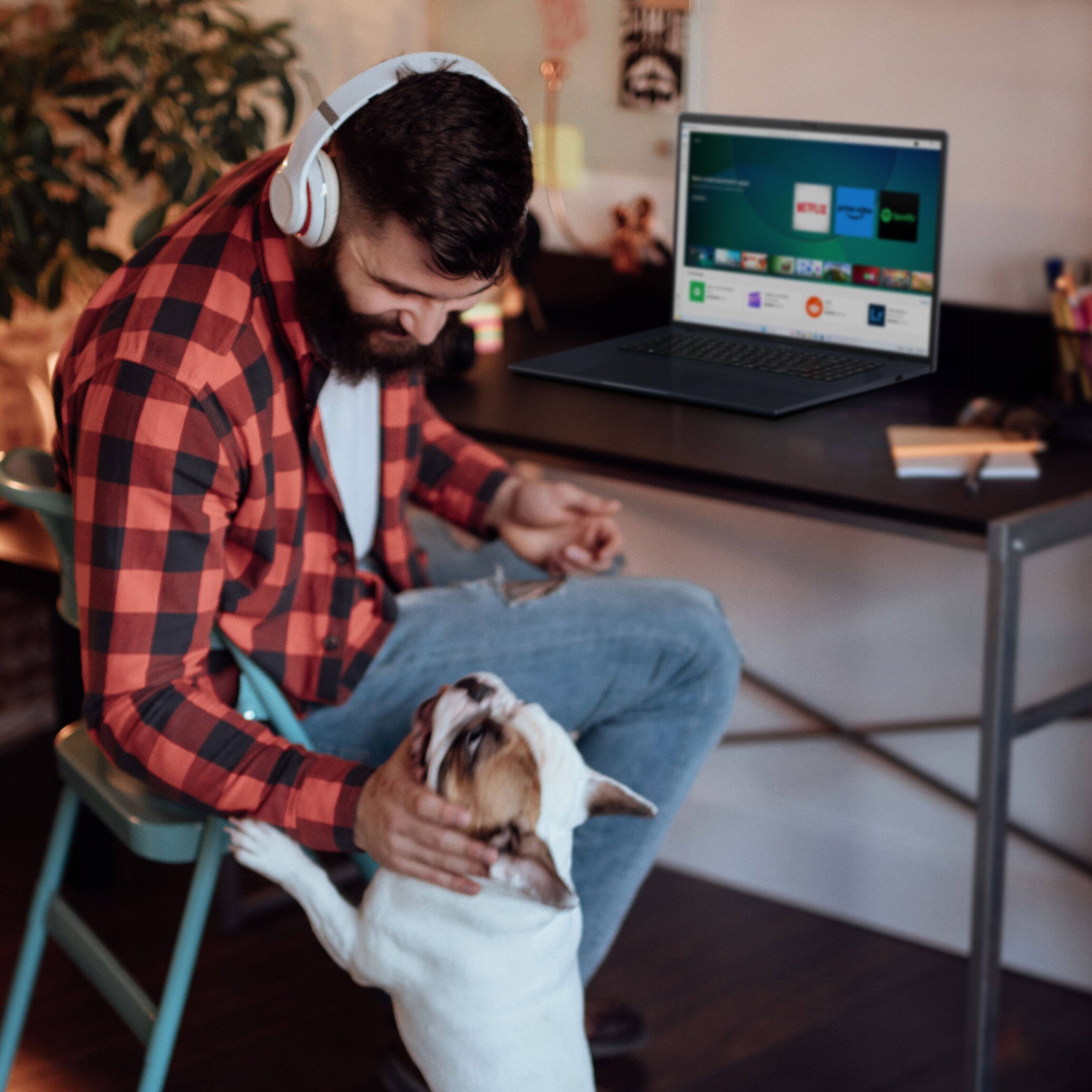 Alt View 10. ASUS - Vivobook 18 18" WUXGA Laptop - AMD Ryzen AI 9 465 Processor - 32GB RAM - 1TB SSD - Copilot+ PC - Quiet Blue.