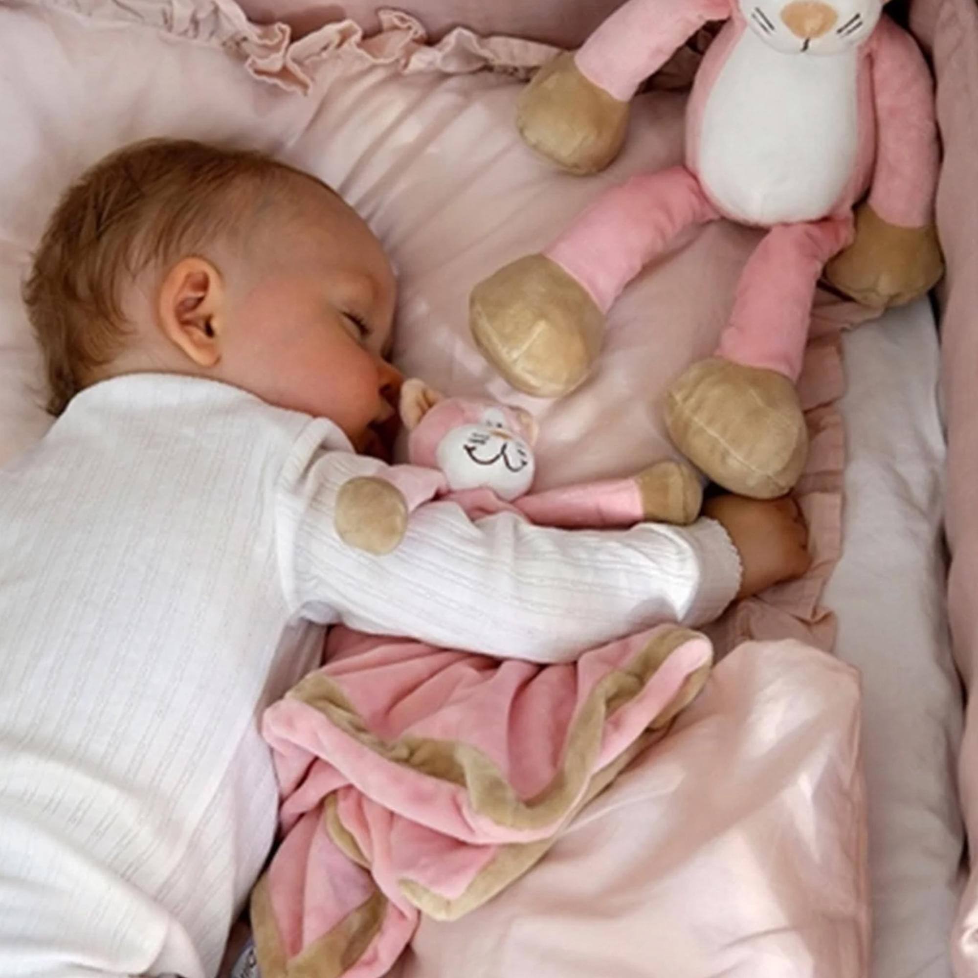 Alt View 10. TriAction Toys - Teddykompaniet Diinglisar Collection 11 Inch Plush Cat and Blanket Set - Pink.