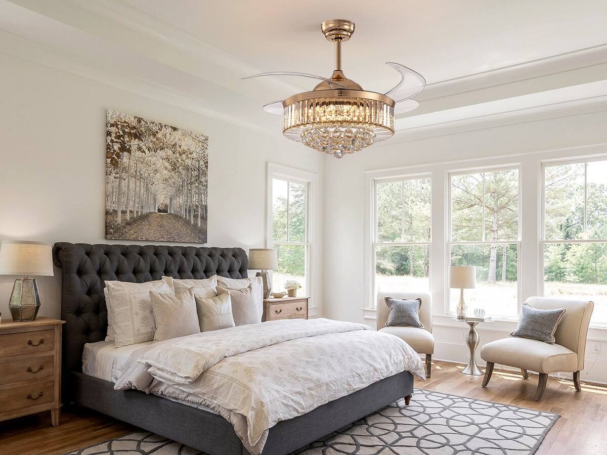 Front. Siljoy - 42-in Gold Crystal Ceiling Fan with Light and Remote Control Include - Gold.