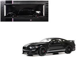 2022 Ford Mustang Shelby GT500 1/18 Diecast Model Car by IXO Models - Black with Silver Stripes