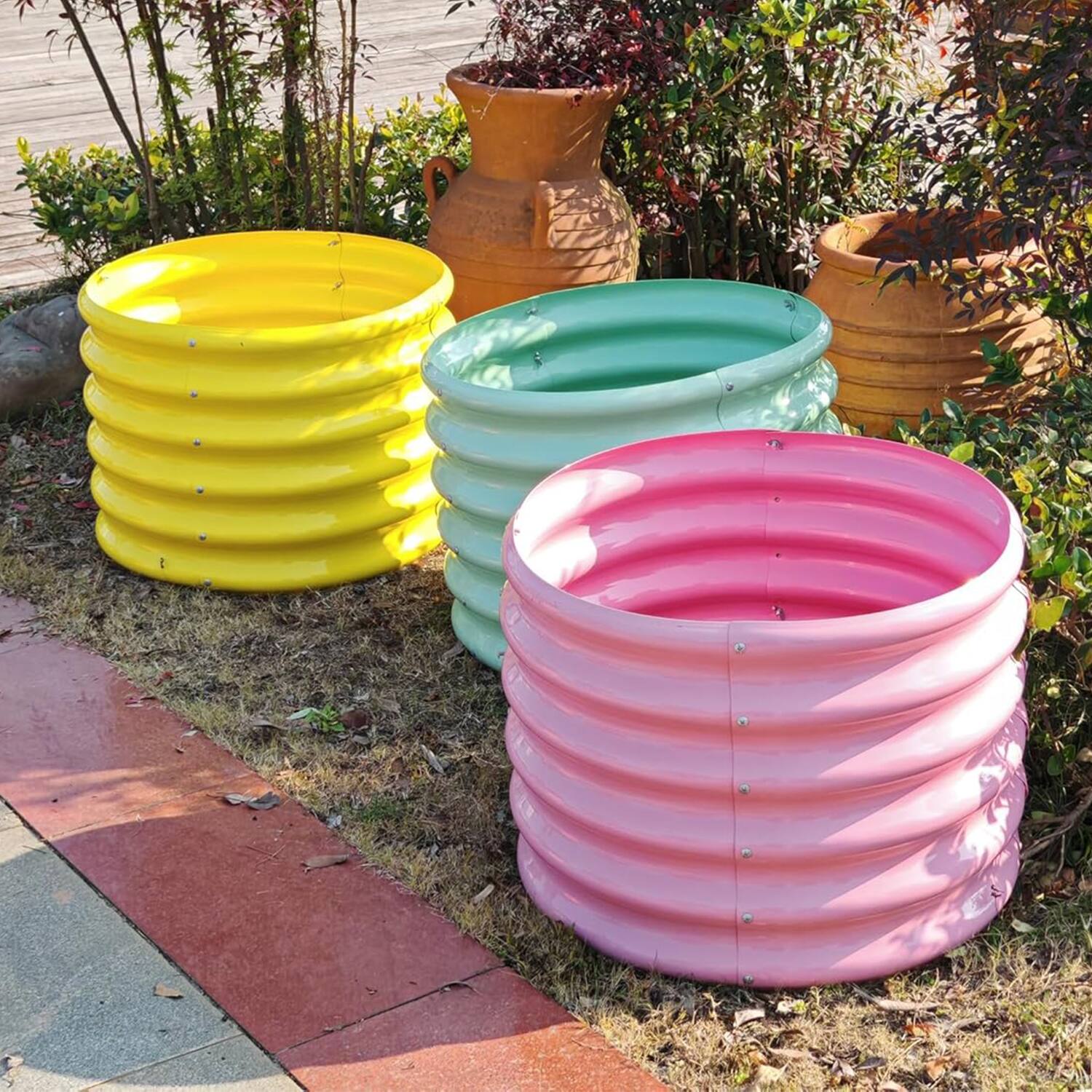 Back. A Anleolife - 4-Pack Kids Mini Green Metal Circle Raised Garden Bed Planter Box for Vegetables (24 in. L x 24 in. W x 18 in. H) - Green.