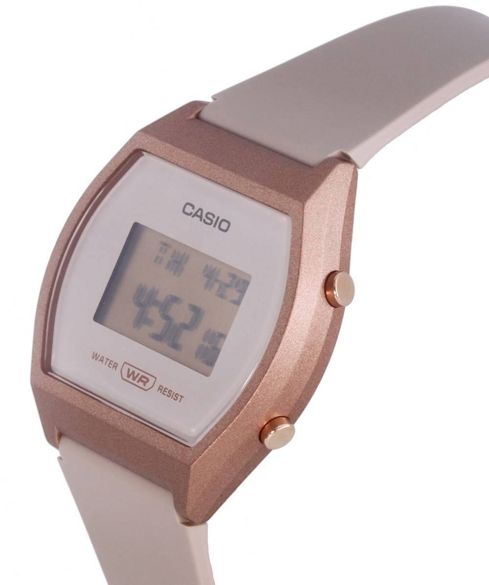 CASIO  
52 6 WATER WR RESIST