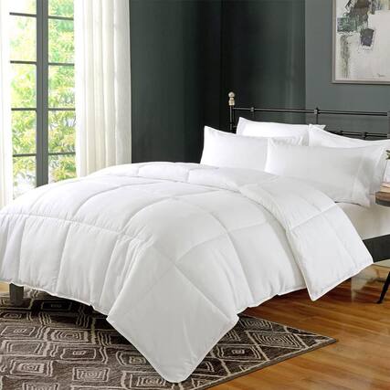 Front. APSMILE - APSMILE Reversible All Season Down Alternative Full King Comforter, All White - White.