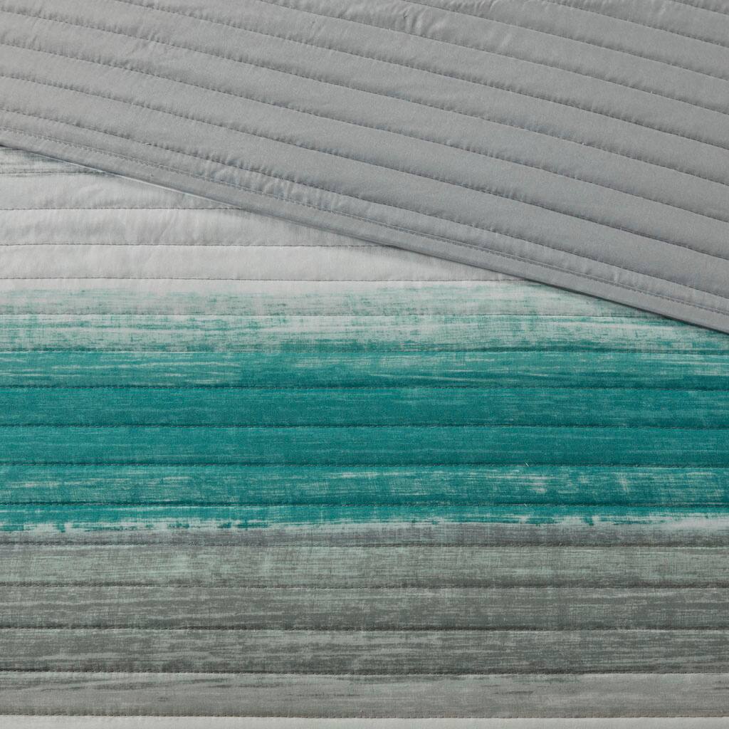 Alt View 5. Gracie Mills - Gracie Mills Ianne Modern 8-Piece Watercolor Stripe Quilt Set with Cotton Bed Sheets - Aqua.