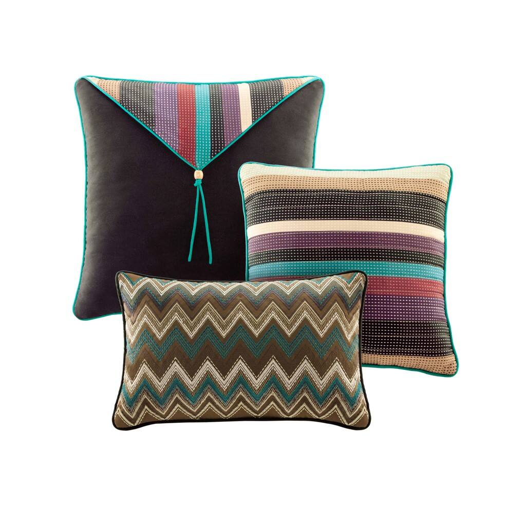 Alt View 2. Gracie Mills - Gracie Mills Clayton Reversible Quilt Set with Throw Pillows - Multi.