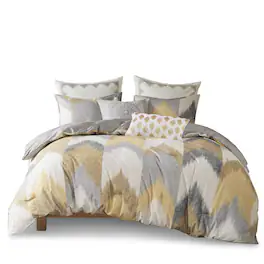 Gracie Mills - Heise Ikat Chevron Comforter Set - Yellow