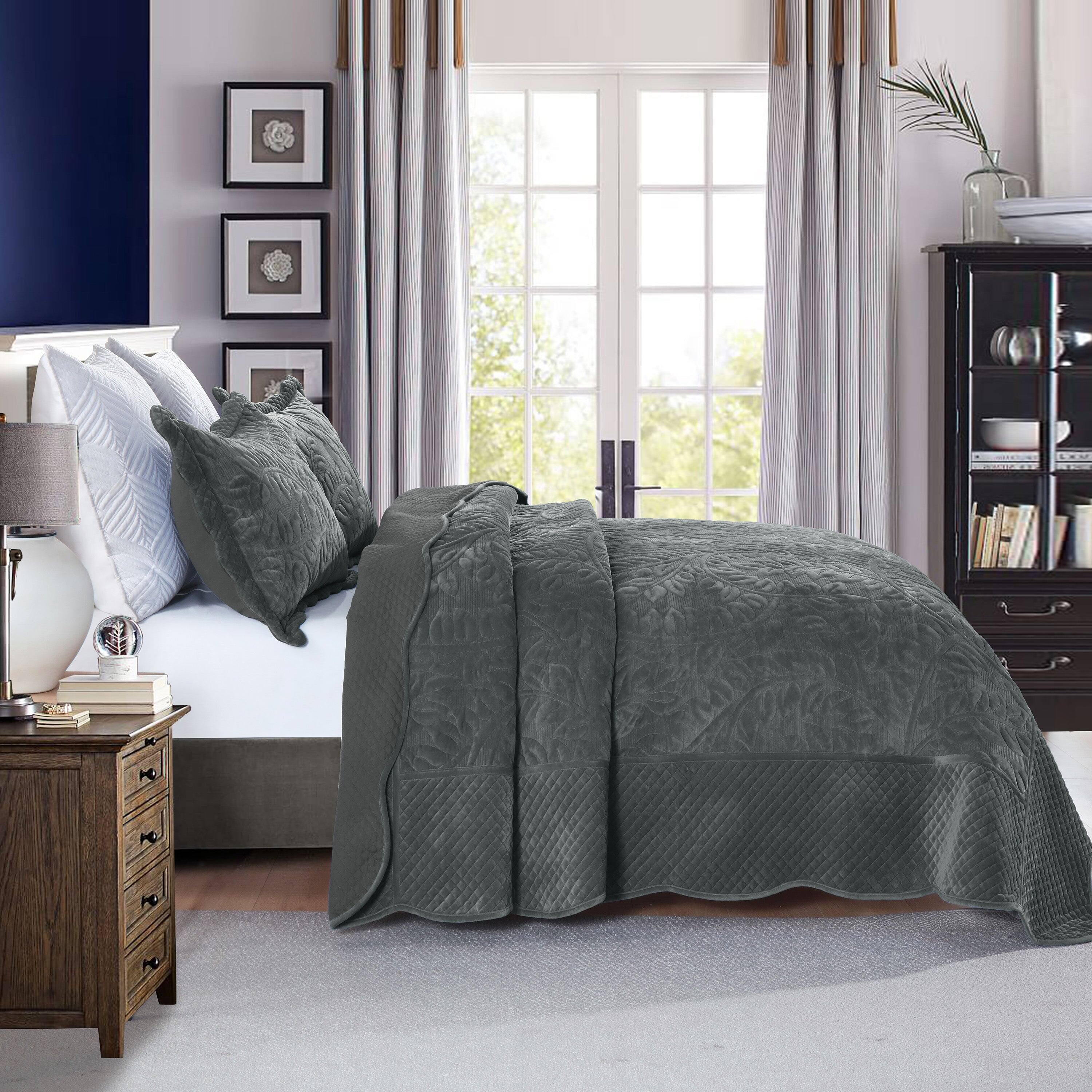 Angle. MarCielo - Marcielo 3Pc Luxury Velvet Oversized Embroidery Soft and Plush Quilt Set - Dark Grey.