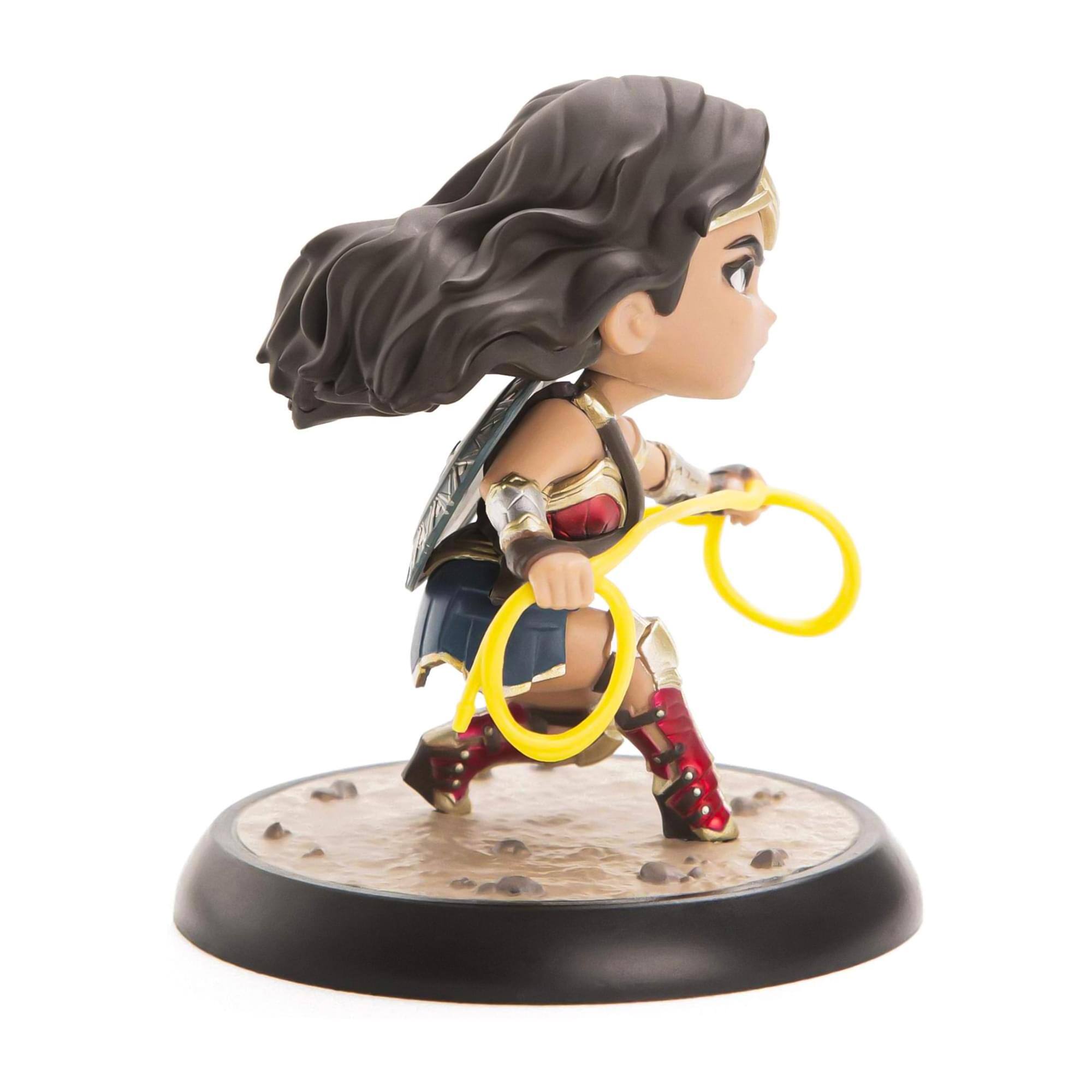 Alt View 2. DC Universe - Wonder Woman 3" Q-Figure.