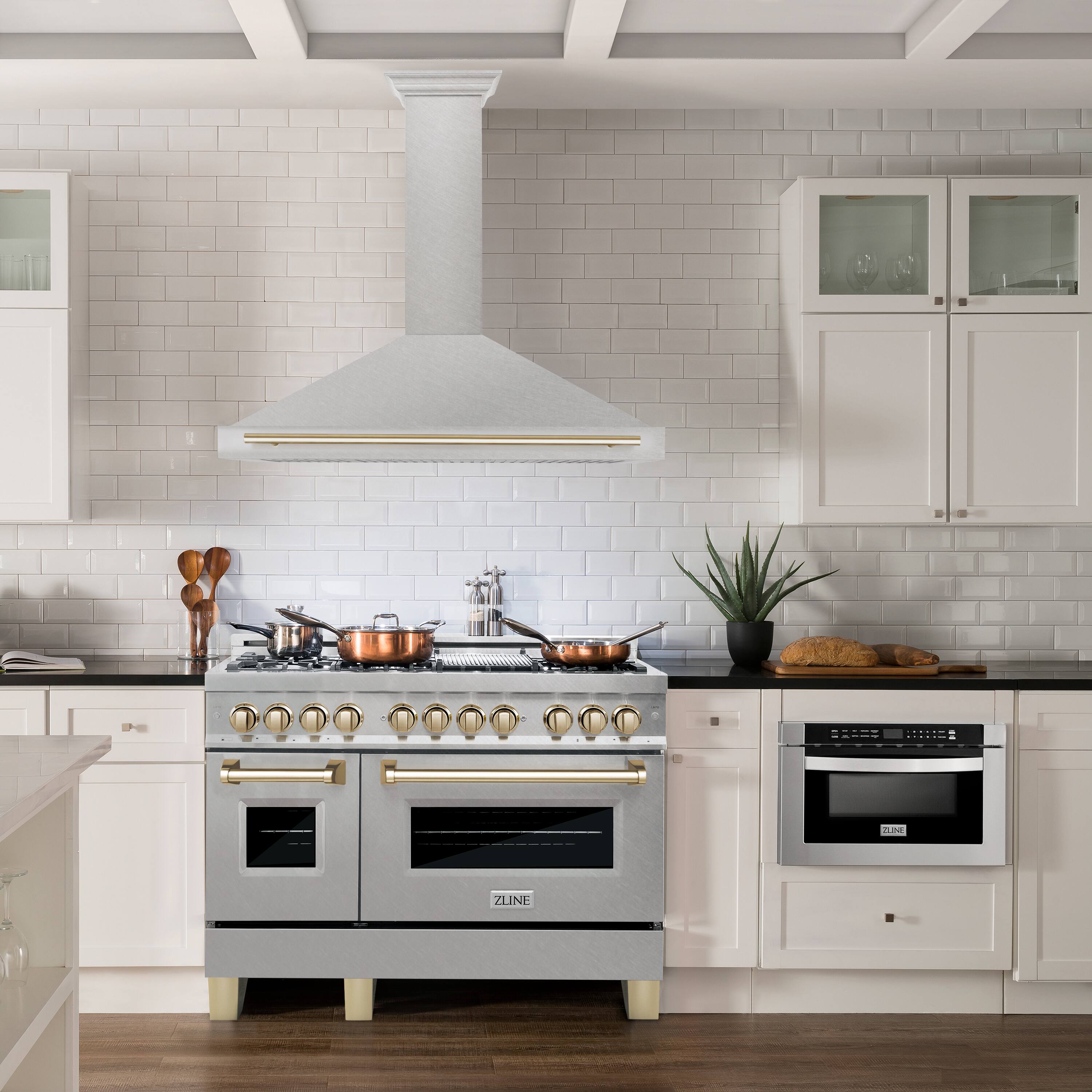 ZLINE Autograph Edition 48 inches Externally Vented Wall Range Hood ...