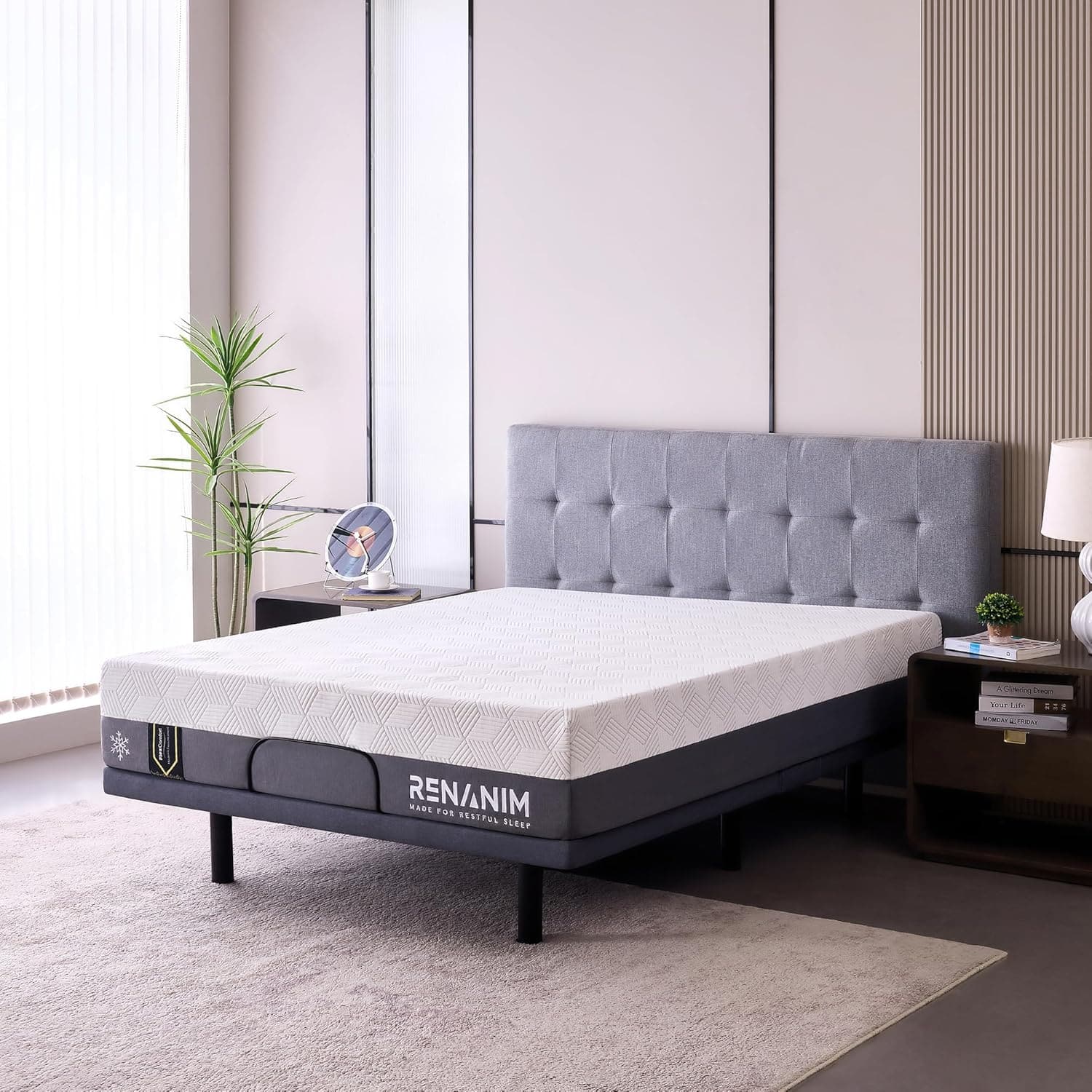 CPL SN Cik PE RENANIM MA twt EL SUELF

Corrected text:
CPL SN Cik PE RENANIM MA twt EL SUELF

The text appears to be a mix of letters and possibly a brand or product name. Without additional context, it's difficult to determine the exact correction. However, based on the image, the brand name on the mattress is "RENANIM."