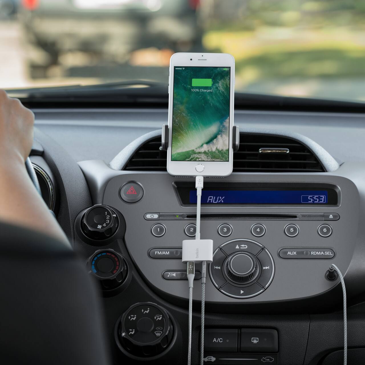 - 100% Charged
- AUX
- 5:53
- FMIAM
- belkin
- AUX
- RDM/A.SEL
- A/C