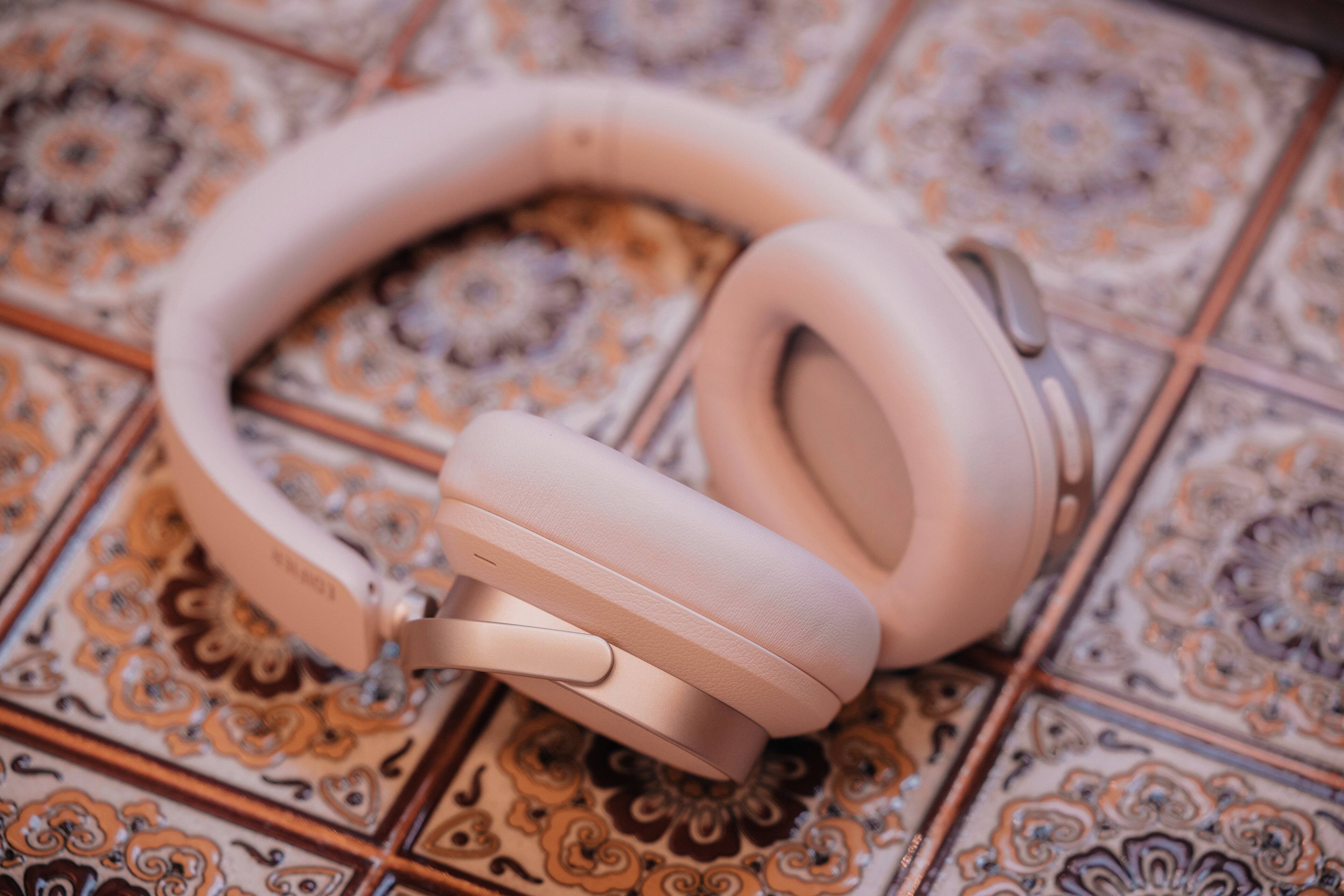 Alt View 7. Edifier - ES850NB Active Noise Cancelling Headphones - Pink.