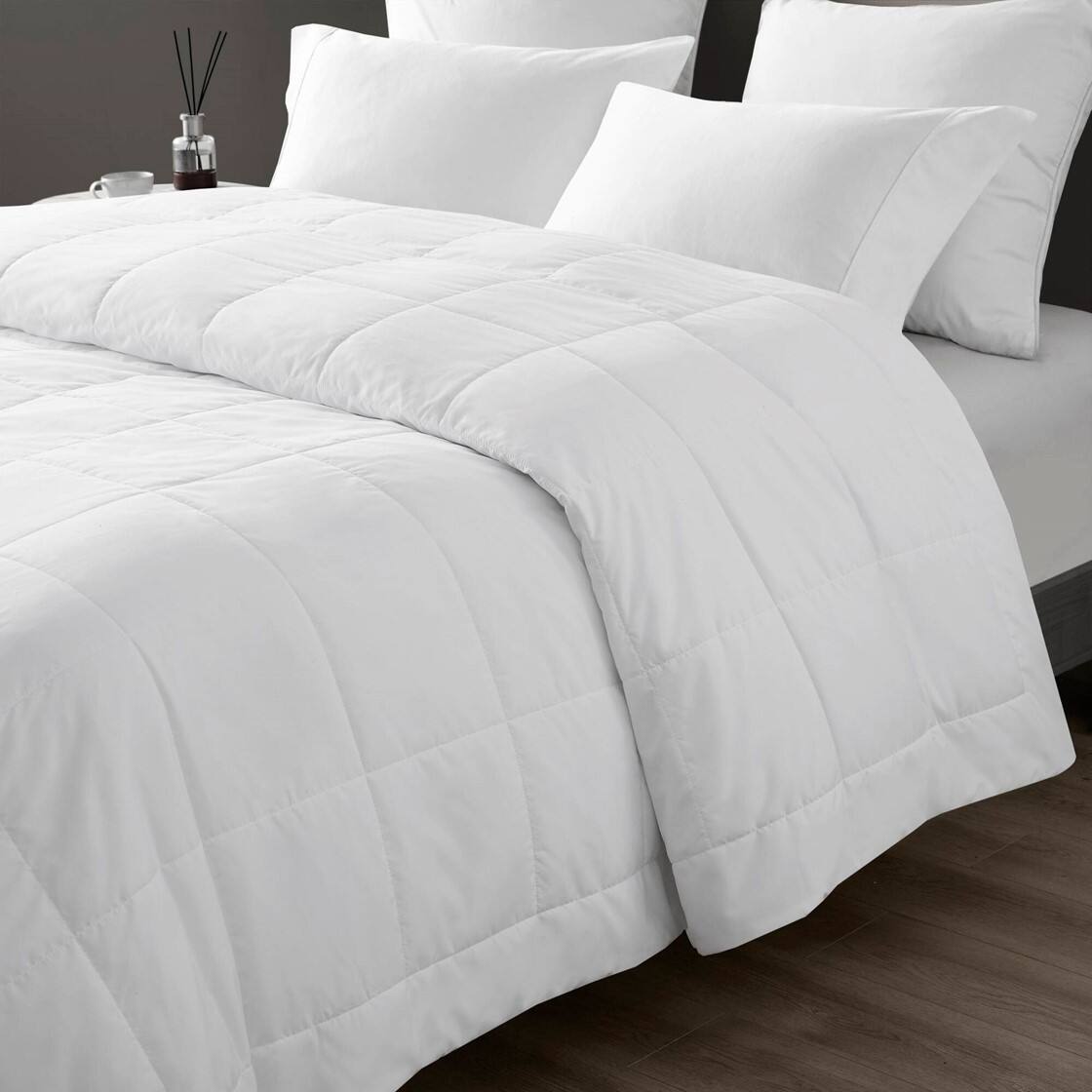 Alt View 1. Gracie Mills - Gracie Mills Brielle Down Alternative Comforter - White.