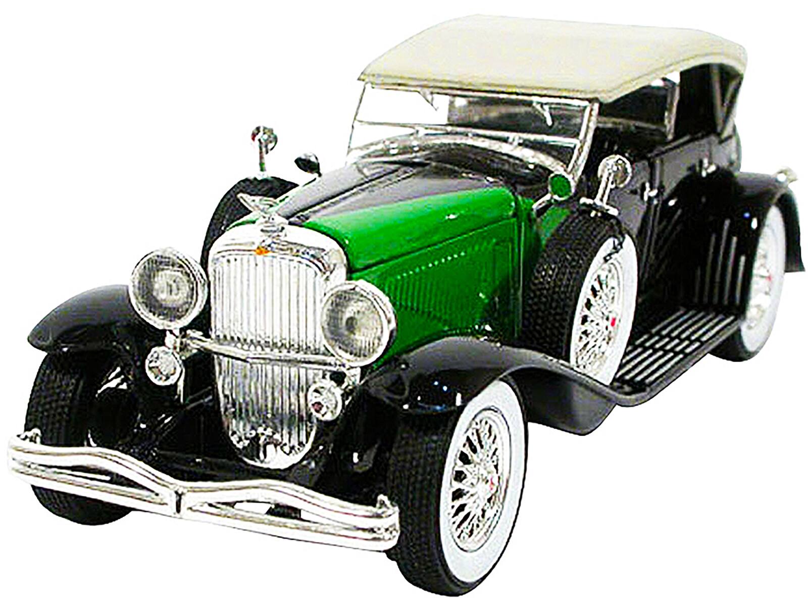 Alt View 1. Signature Models - 1934 Duesenberg Black and Green 1/32 Diecast Model Car by Signature Models.