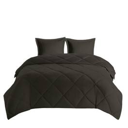 Gracie Mills - Vicente Reversible Diamond Quilt Down Alternative Comforter Set with 3M Scotchgard Protection - Black/Black
