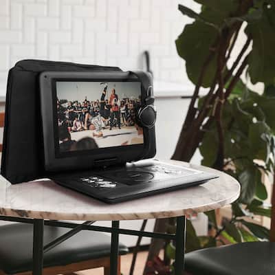 Trexonic 14.1 Inch Portable TV+DVD Player with Swivel TFT LCD Trexonic 14.1 Inch Portable TV+DVD Player with Swivel TFT LCD