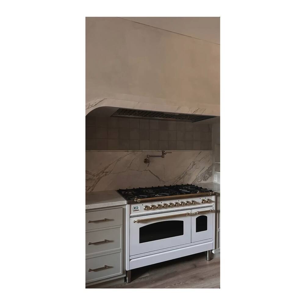 Alt View 2. ILVE - ILVE Nostalgie II 48 inch Dual Fuel Range with 5.02 cu. ft. Total Double Oven Capacity (White, Brass) - White.