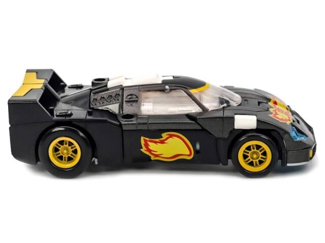 Alt View 5. Transformers - Ricochet Stepper Deluxe Class | Transformers Generations Power of the Primes.