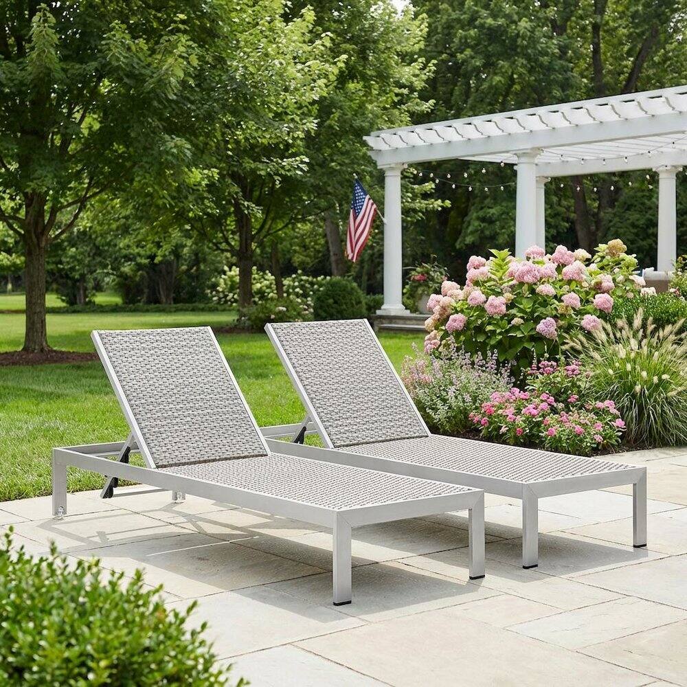 Left. Outdoor Escape - Aluminum Patio Lounge Chairs Set Of 2 With Weather-Resistant Frame - Gray.