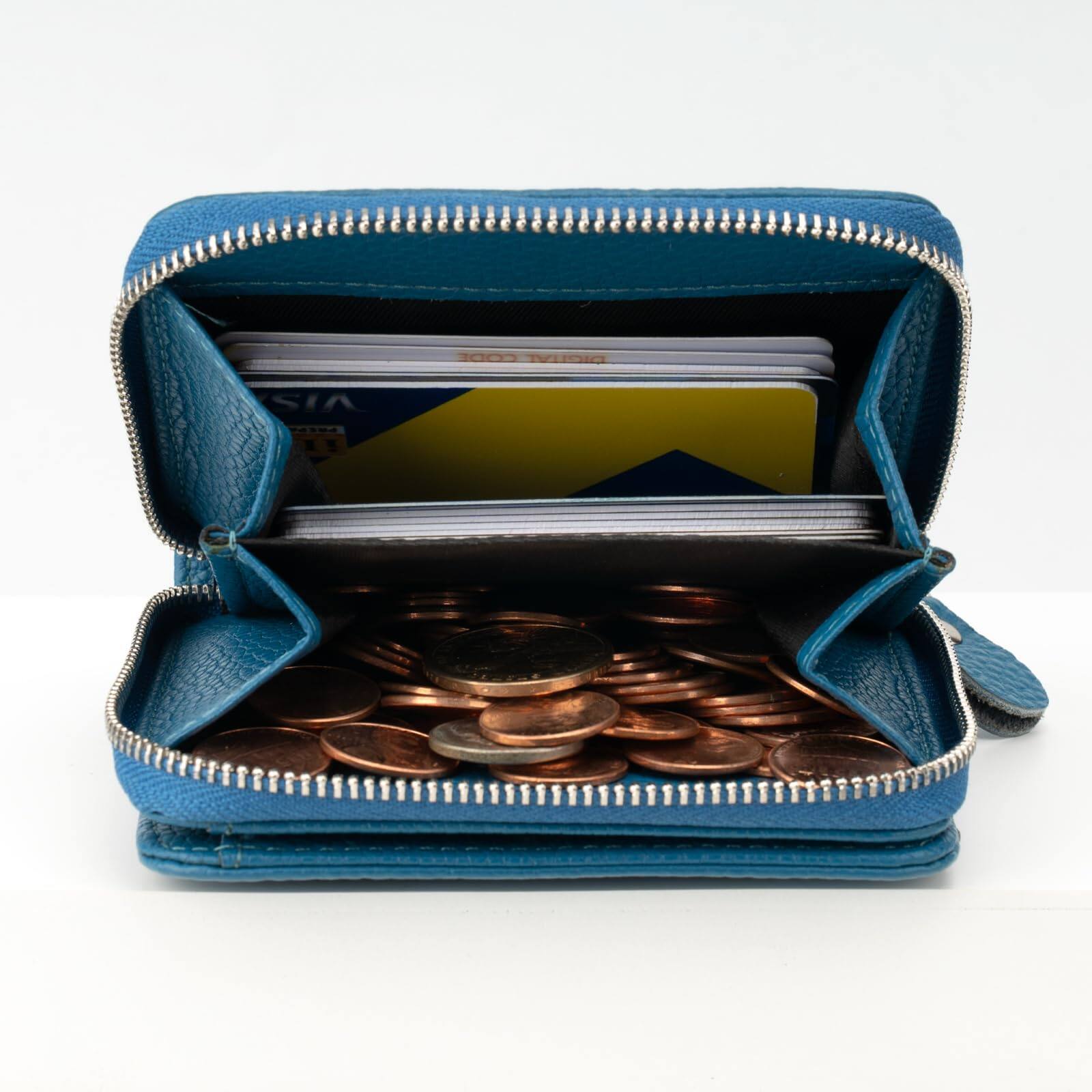 The text in the image reads:

"CODE DIGITAL VIS TS"