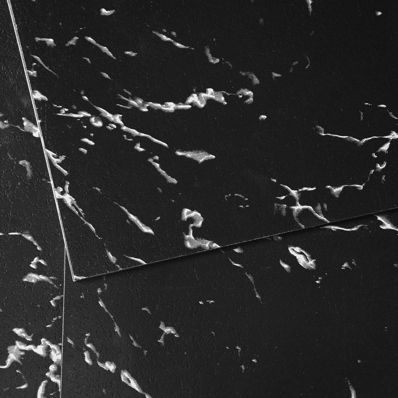 VEVOR - Self Adhesive Vinyl Floor Tiles 12 x 12 inch, 50 Tiles 1.5mm Thick Peel & Stick, Marble Texture DIY Flooring - Black