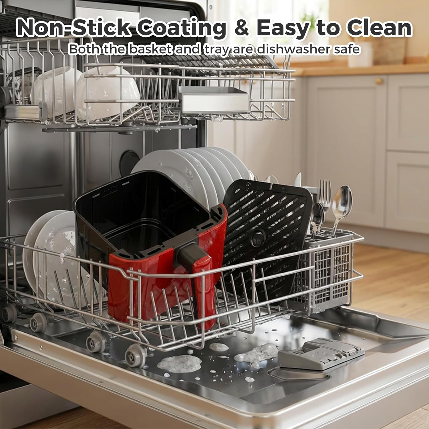 Non-Stick Coating & Easy to Clean  
Both the basket and tray are dishwasher safe