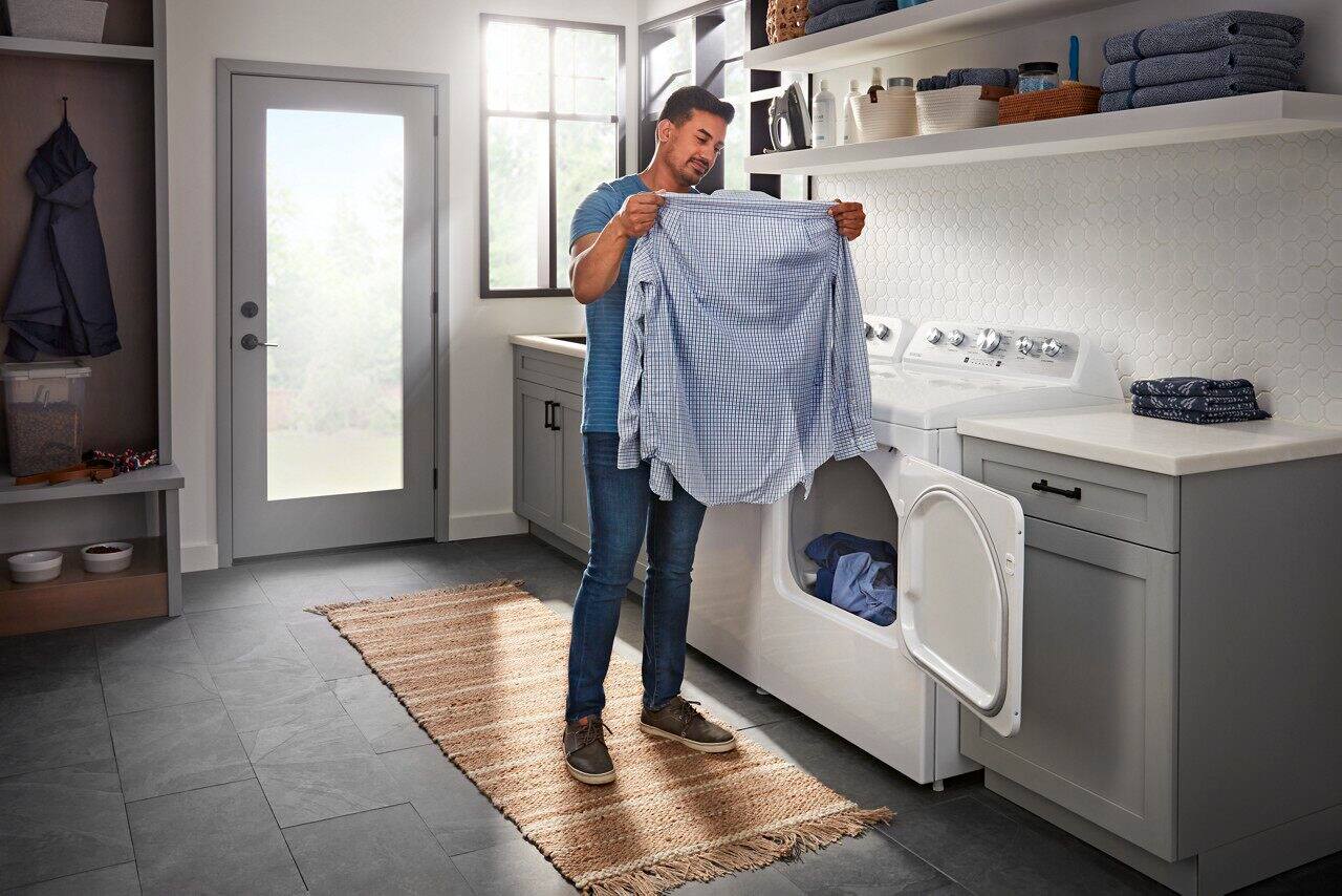 Alt View 16. Maytag - 7.0 Cu. Ft. Electric Dryer with Steam Enhanced Cycles - White.