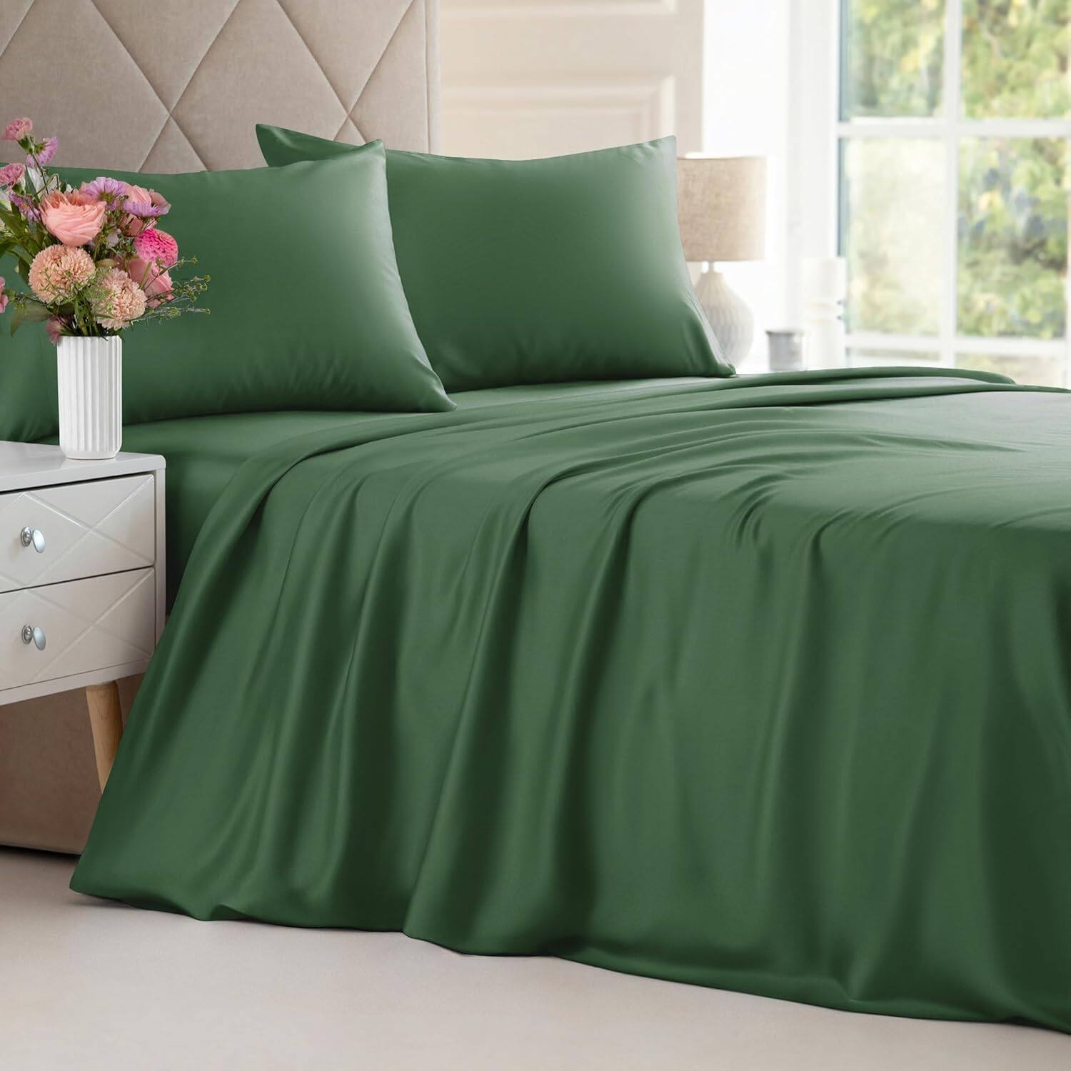 CGK Linens - 100% Rayon from Bamboo Cooling 4 Piece Sheet Set - Deep Pocket Soft Bed Sheets - King - Emerald Green