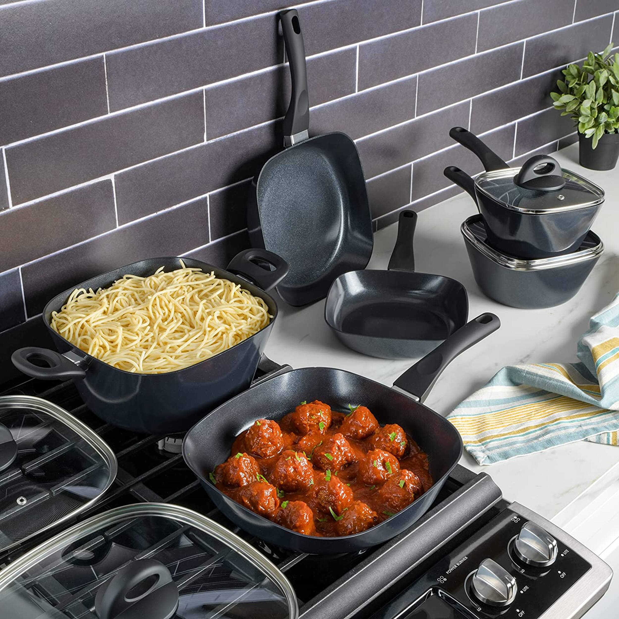 Alt View 5. Gibson - Soho Lounge Diamond 10 Piece Ceramic Nonstick Aluminum Cookware Set in Black - Black.