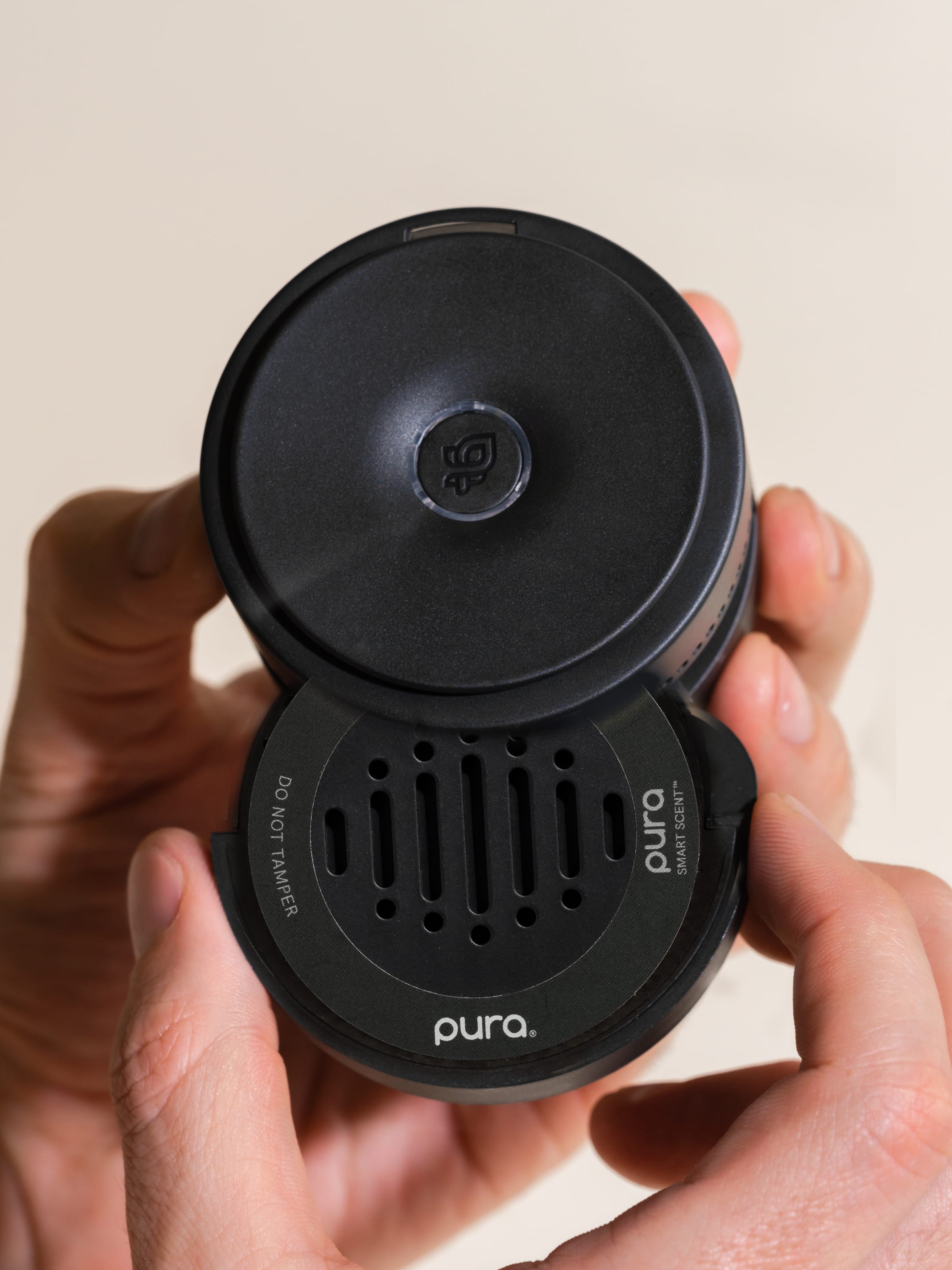 1. DO NOT TAMPER WITH SCENT pura SMART pura.