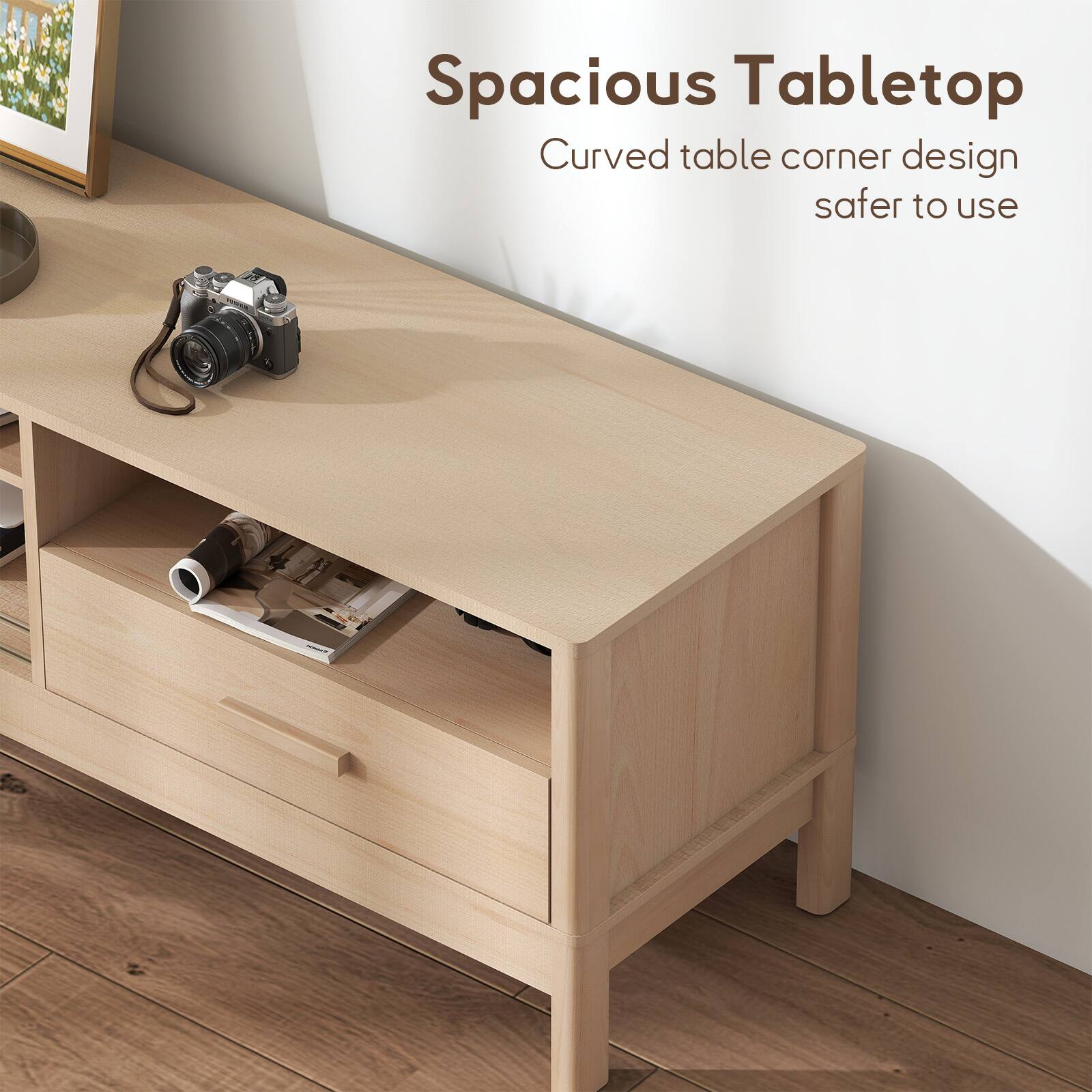 Spacious Tabletop  
Curved table corner design  
safer to use