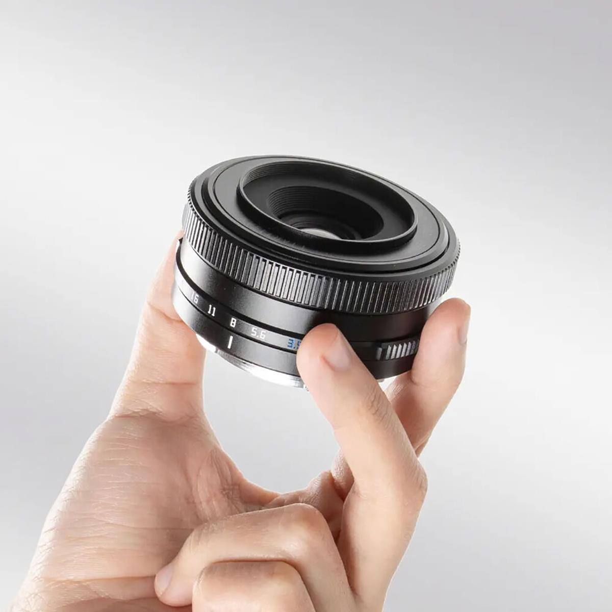 Alt View 1. TTArtisan - TTArtisan 14mm f/3.5 Lens for Fujifilm X, Black.