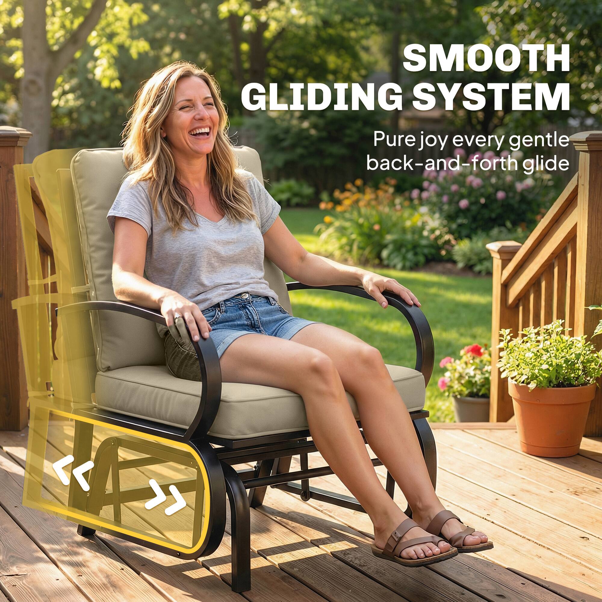 SMOOTH GLIDING SYSTEM  
Pure joy every gentle back-and-forth glide